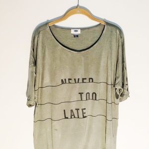Olive Oversized T-Shirt with Motif